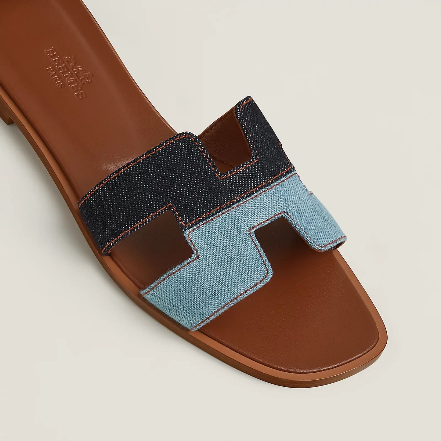 Hermès Oran Sandals - Bleu Brut / Bleu Clair