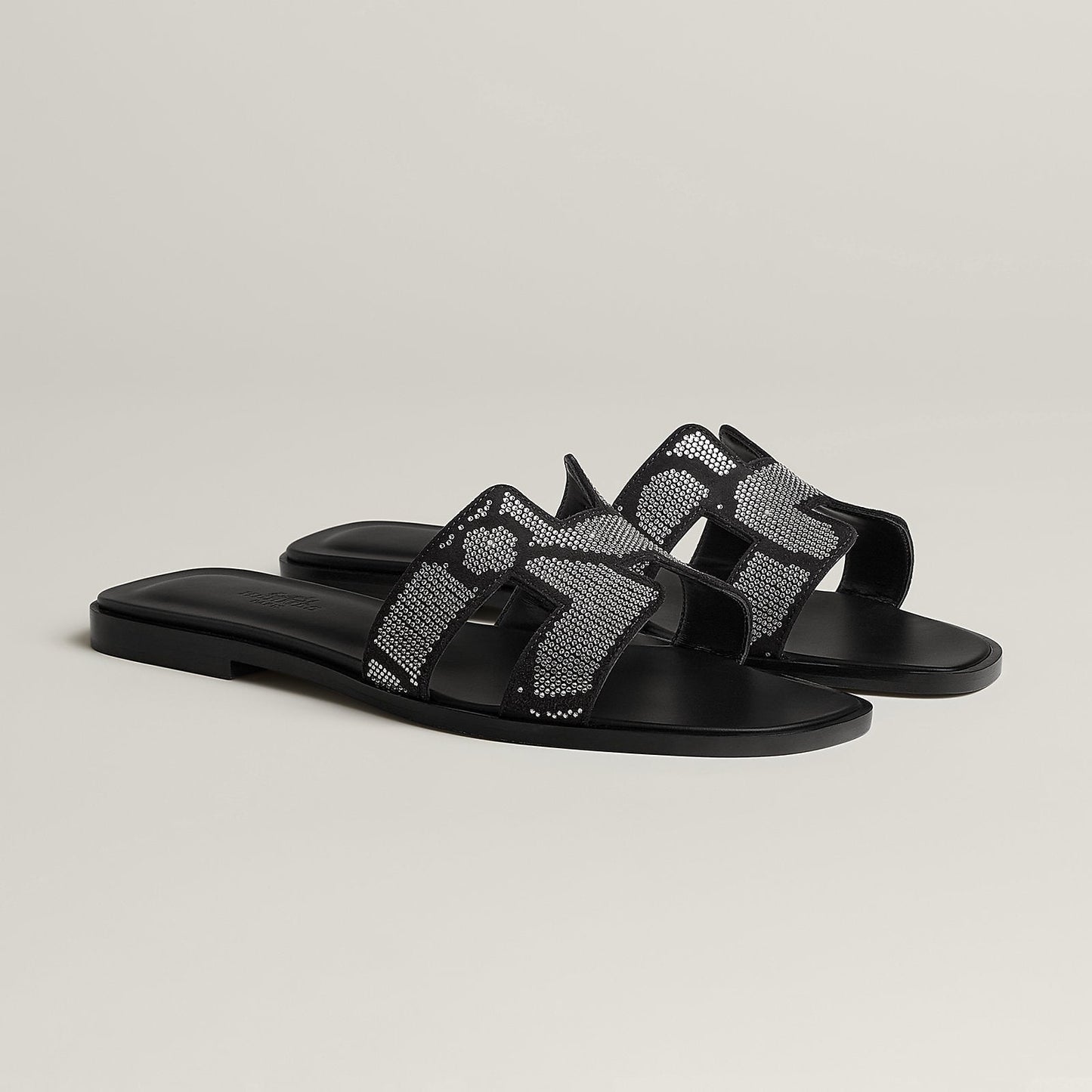Hermès Oran Sandals - Noir / Cristal