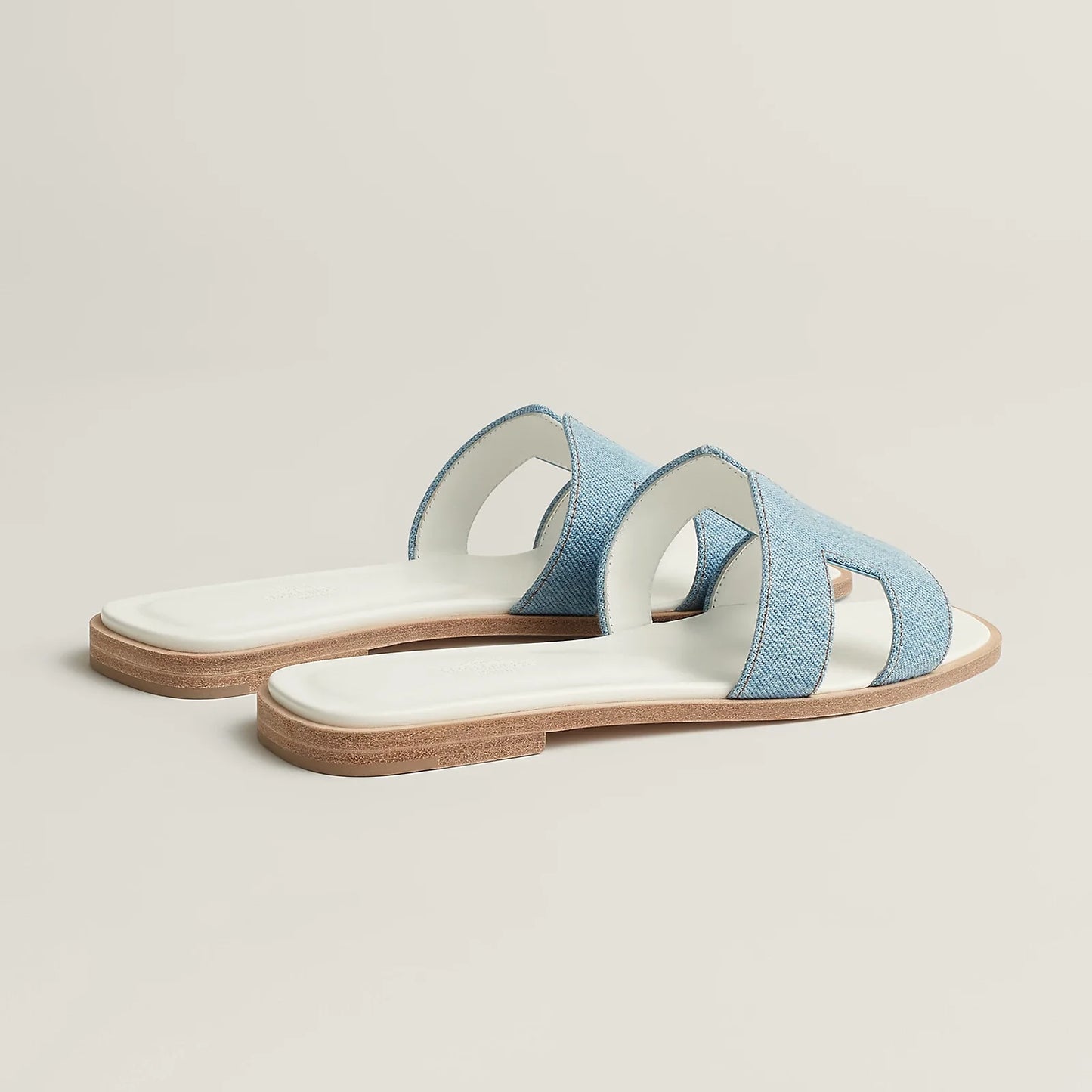 Hermès Oran Sandals - Bleu Clair