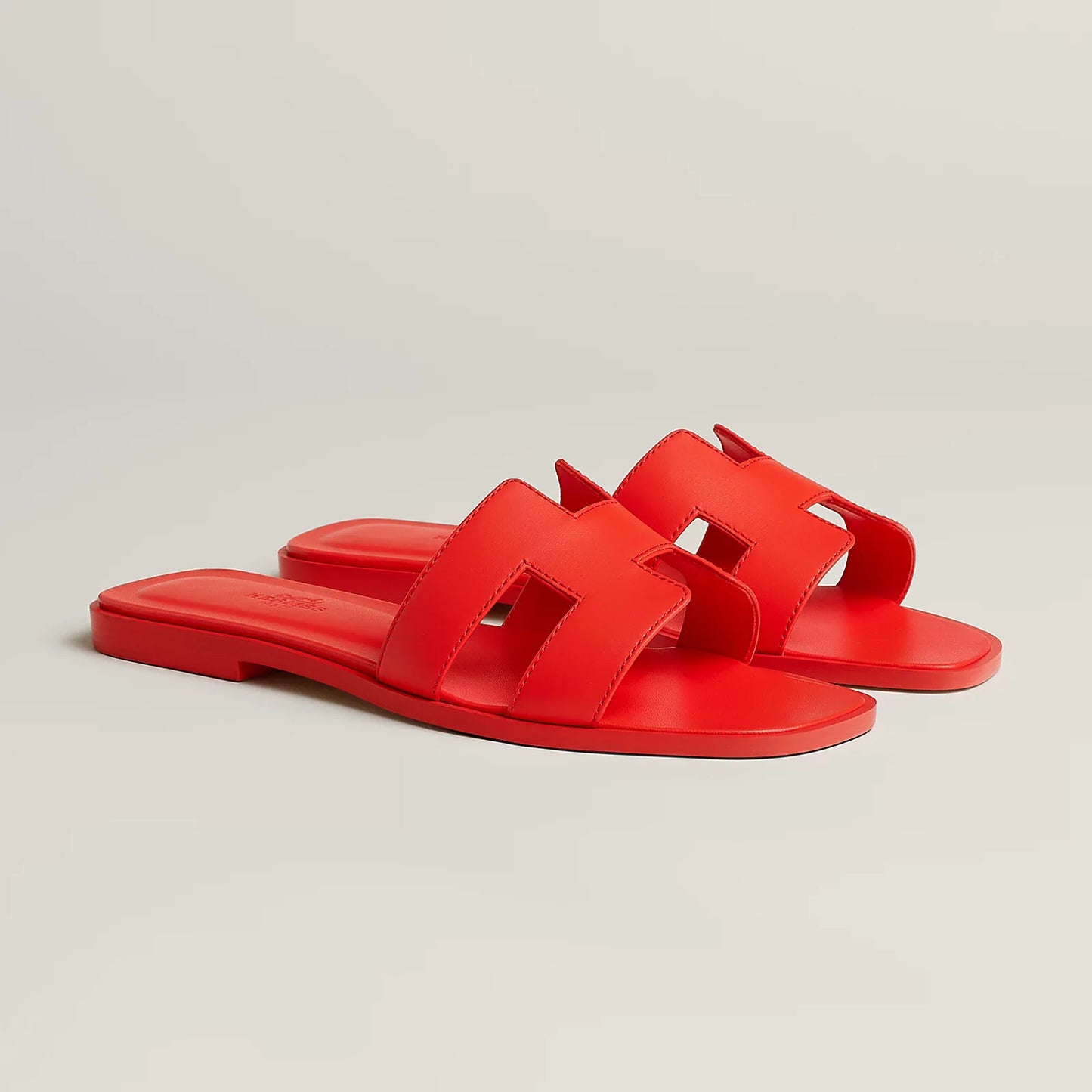 Hermès Oran Sandals - Rouge Grenadine