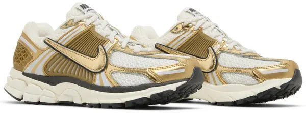 Wmns Nike Air Zoom Vomero 5 'Metallic Gold'