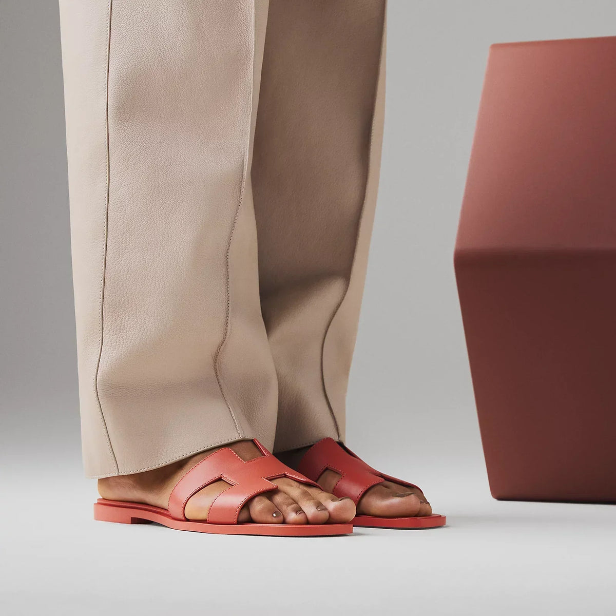 Hermès Oran Sandals - Rouge Tomette