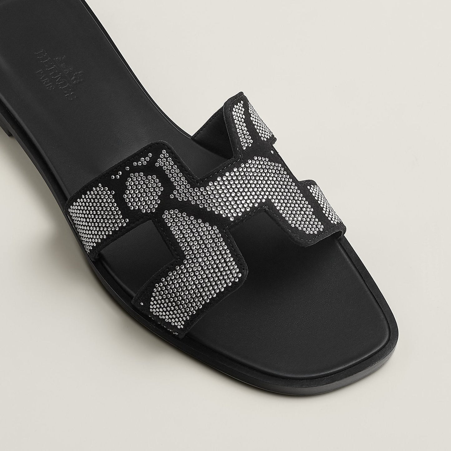 Hermès Oran Sandals - Noir / Cristal