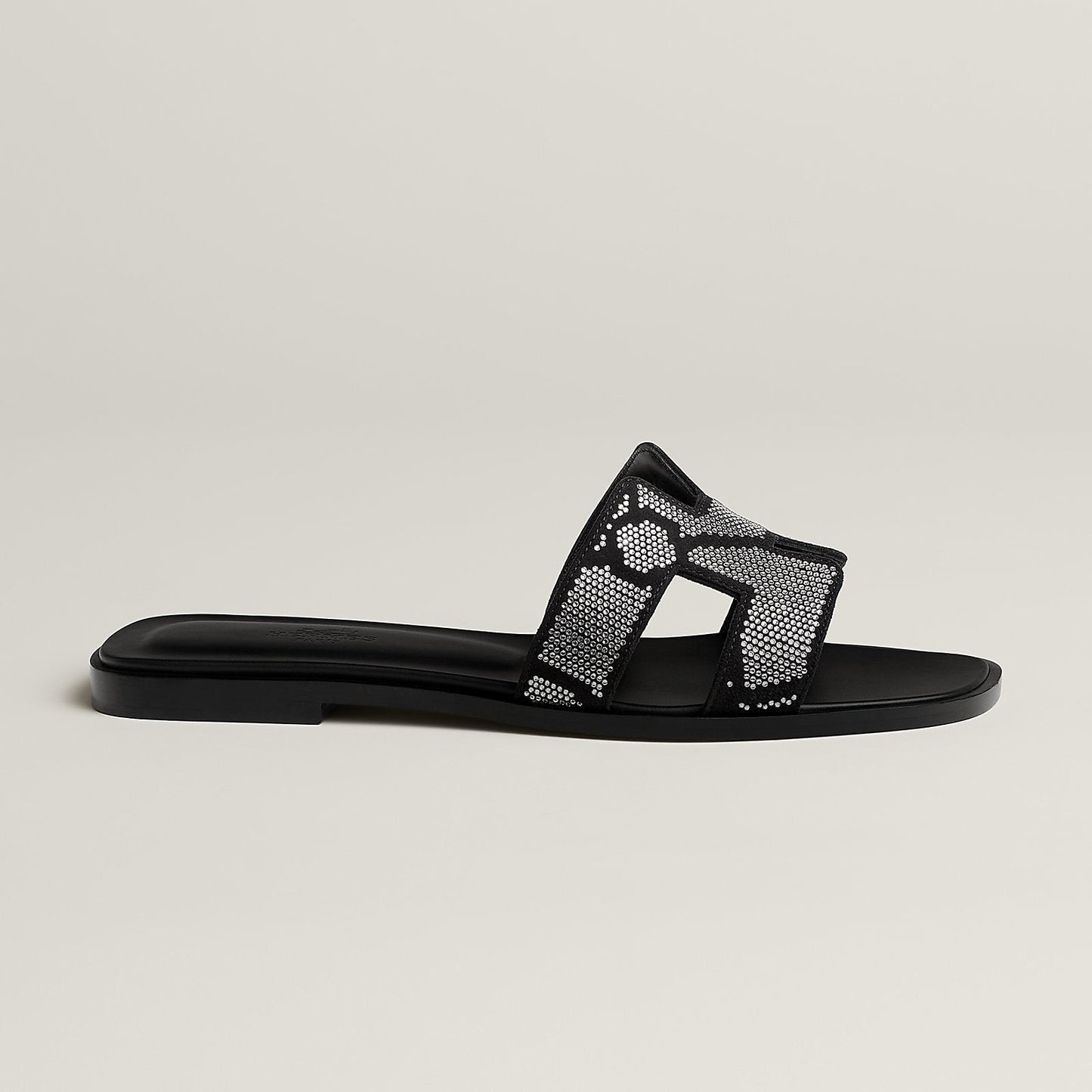 Hermès Oran Sandals - Noir / Cristal