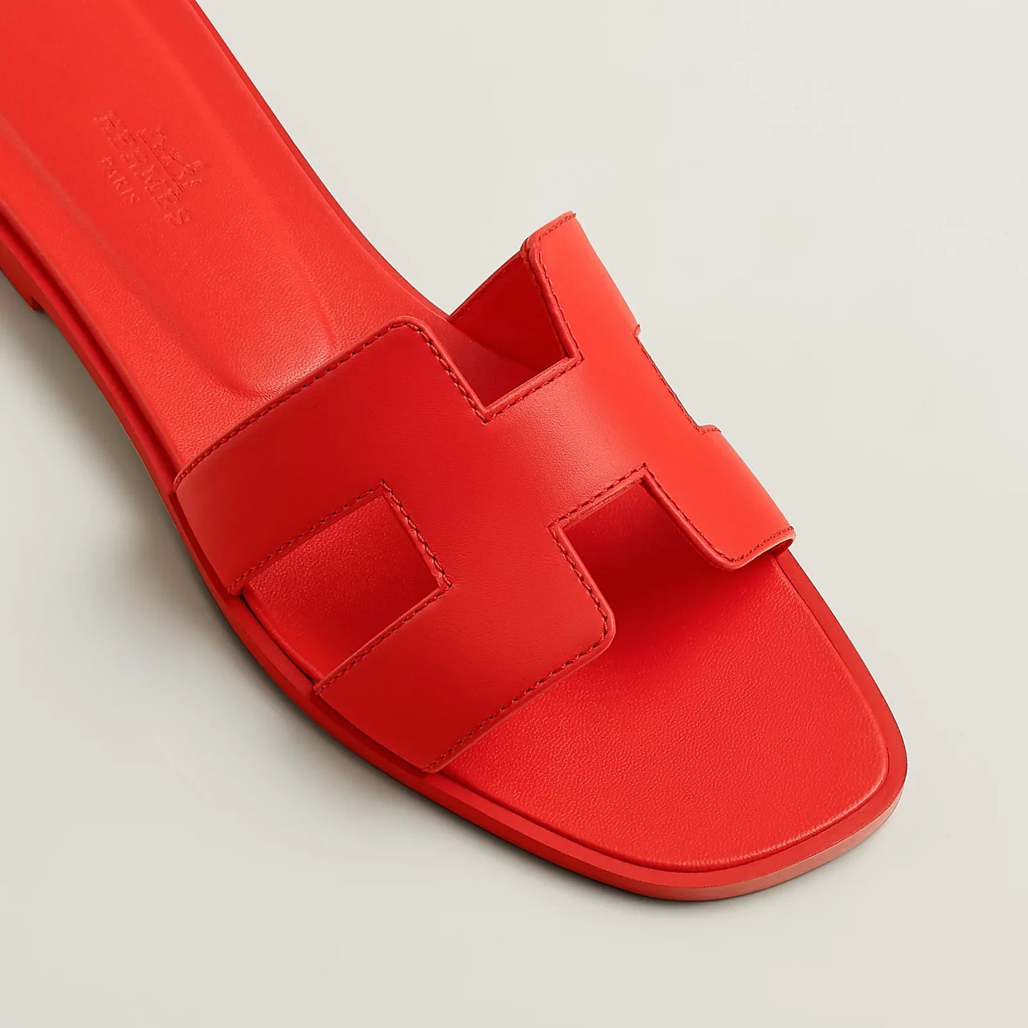 Hermès Oran Sandals - Rouge Grenadine