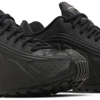 Nike Wmns Shox R4 'Black' 2024