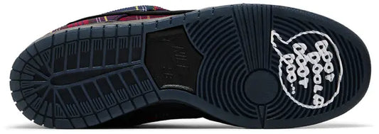 Nardwuar x Nike Dunk Low SB 'Tam O' Shanter Hat'