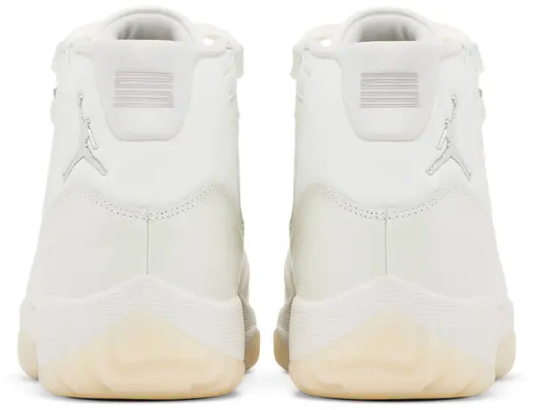 Wmns Air Jordan 11 Retro 'Pearl / Grand Finale'